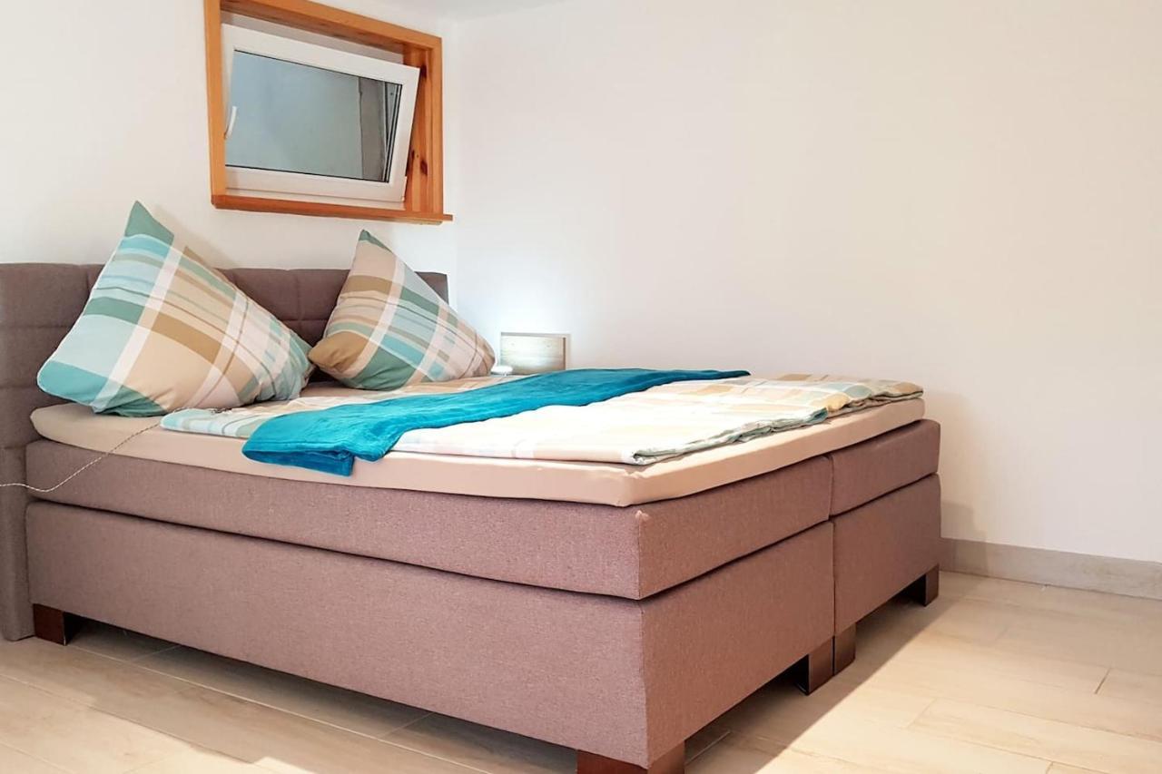 Moderne Kellerwohnung Fuer Handwerker Zwischen Braunschweig Und Wolfsburg, Mit Internet, Kueche, Parkplatz, 24H Check-In Schandelah Εξωτερικό φωτογραφία